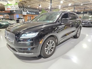 Used 2022 Lincoln Nautilus Reserve image 1