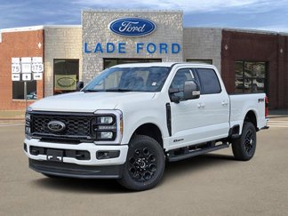 New 2025 Ford F250 4x4 Crew Cab Super Duty image 1