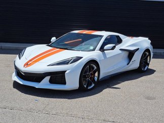 Used 2025 Chevrolet Corvette Z06 image 1