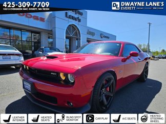 Used 2018 Dodge Challenger SRT image 1