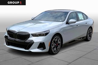 New 2026 BMW 550e xDrive image 1