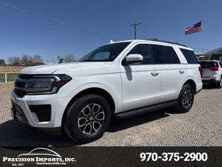 Used 2024 Ford Expedition XLT image 1