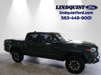 Used 2021 Toyota Tacoma TRD Off-Road image 1