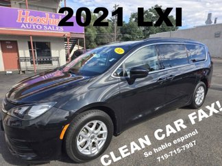 Used 2021 Chrysler Voyager Lxi image 1