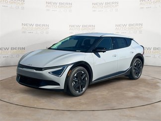 New 2025 Kia EV6 Wind image 1