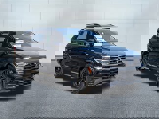 New 2024 Volkswagen Tiguan SE R-Line image 1