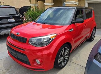 Used 2019 Kia Soul + image 1
