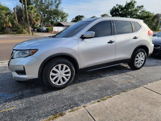 Used 2017 Nissan Rogue S image 1