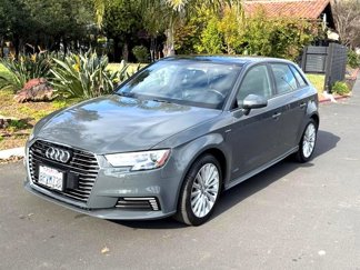 Used 2017 Audi A3 e-tron Premium image 1