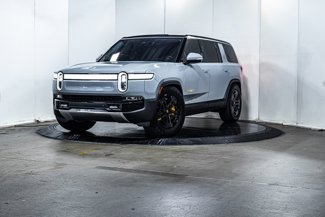 Used 2023 Rivian R1S Adventure image 1