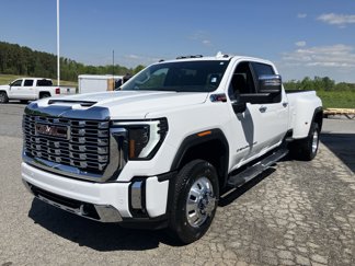 New 2025 GMC Sierra 3500 Denali w/ Denali Reserve Package image 1