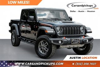 Used 2025 Jeep Gladiator Mojave w/ Convenience Group image 1