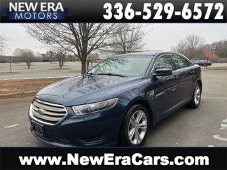 Used 2016 Ford Taurus SE image 1