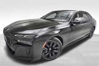 New 2025 BMW 740i xDrive w/ Premium Package image 1
