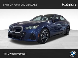 Used 2025 BMW 530i w/ M Sport Package image 1