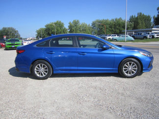 Used 2018 Hyundai Sonata SE image 1