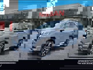 New 2025 Nissan Pathfinder Platinum image 1