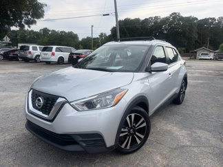 Used 2018 Nissan Kicks SV image 1