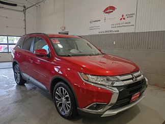 Used 2016 Mitsubishi Outlander SEL image 1