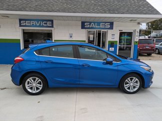 Used 2019 Chevrolet Cruze LT w/ Convenience Package image 1