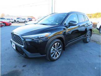 Used 2023 Toyota Corolla Cross XLE w/ Convenience Package image 1