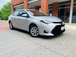 Used 2018 Toyota Corolla LE image 1