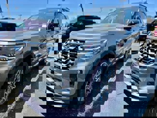 New 2025 Ford Explorer Platinum w/ Ultimate Package image 1