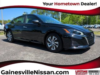 Used 2024 Nissan Altima 2.5 S image 1