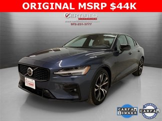 Used 2025 Volvo S60 B5 Core image 1