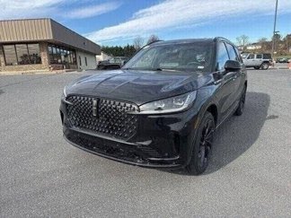 New 2025 Lincoln Aviator Reserve w/ Jet Appearance Package image 1