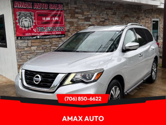 Used 2017 Nissan Pathfinder SV image 1