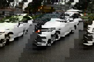 Used 2022 Toyota Camry LE image 1