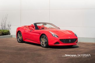 Used 2018 Ferrari California T image 1
