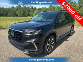 New 2025 Honda Pilot Touring image 1