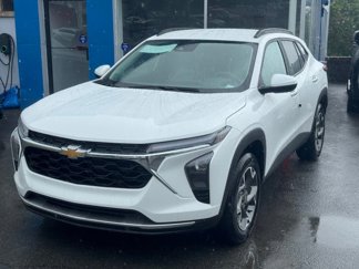New 2025 Chevrolet Trax LT w/ Driver Confidence Package image 1