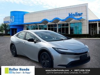 Used 2024 Toyota Prius LE image 1