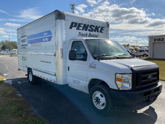 Used 2022 Ford E-350 and Econoline 350 Super Duty image 1