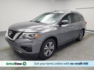 Used 2020 Nissan Pathfinder S image 1