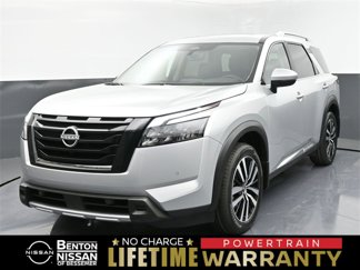 New 2025 Nissan Pathfinder Platinum image 1