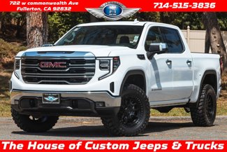 Used 2024 GMC Sierra 1500 SLT image 1
