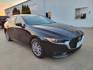 Used 2021 MAZDA MAZDA3 Sedan image 1