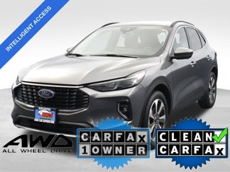 Used 2023 Ford Escape Platinum image 1