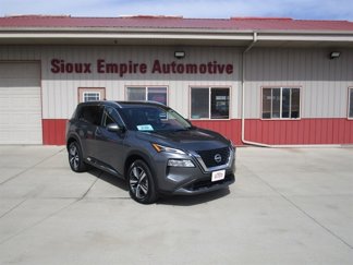 Used 2023 Nissan Rogue SL w/ SL Premium Package image 1