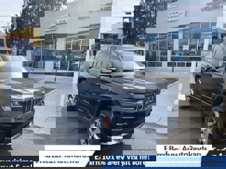 New 2025 Jeep Grand Cherokee L Limited w/ Trailer Tow Package image 1