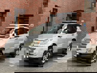 Used 2009 Chevrolet Traverse LT image 1