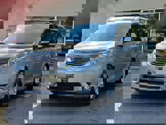 Used 2014 Toyota Sienna XLE image 1