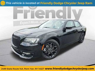 Used 2023 Chrysler 300 Touring L w/ Popular Equipment Group image 1