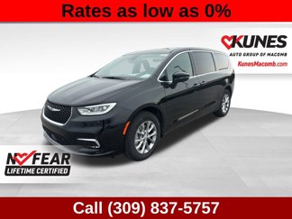 New 2026 Chrysler Pacifica Select image 1
