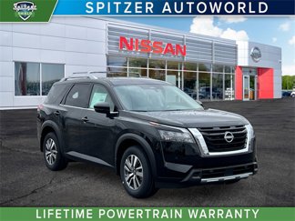 New 2025 Nissan Pathfinder SL image 1