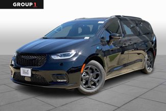 New 2025 Chrysler Pacifica Premium image 1